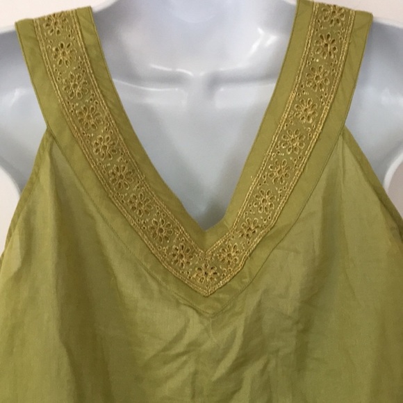 Banana Republic green tank blouse! - Picture 4 of 6